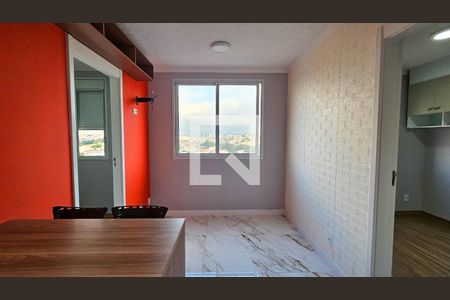 Sala / Cozinha de apartamento para alugar com 2 quartos, 34m² em Jardim Prudência, São Paulo