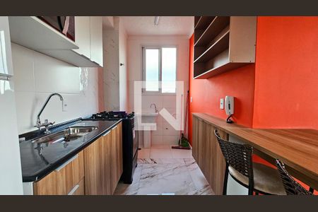 Cozinha de apartamento para alugar com 2 quartos, 34m² em Jardim Prudência, São Paulo