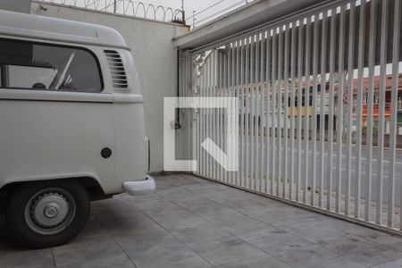 Casa à venda com 300m², 3 quartos e 5 vagas Casa à venda com 300m², 3 quartos e 5 vagasGaragem