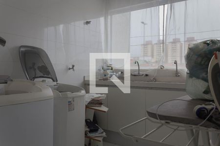 Casa à venda com 300m², 3 quartos e 5 vagas Casa à venda com 300m², 3 quartos e 5 vagasÁrea de Serviço