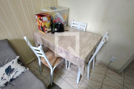 Sala de apartamento para alugar com 1 quarto, 35m² em Ocian, Praia Grande