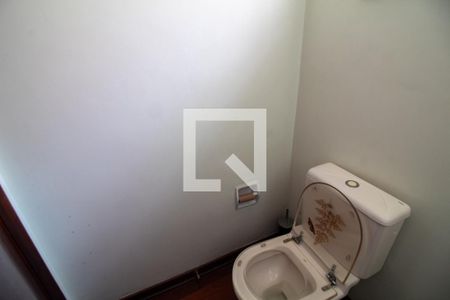 Casa à venda com 160m², 3 quartos e 2 vagasLavabo