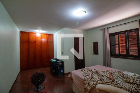 Casa à venda com 160m², 3 quartos e 2 vagasQuarto 3 - Suíte