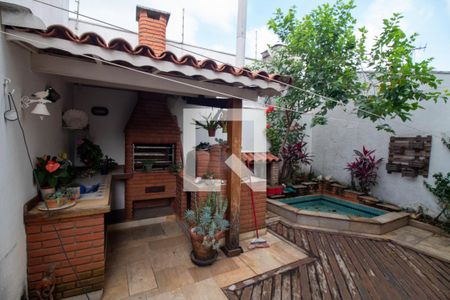 Casa à venda com 160m², 3 quartos e 2 vagasQuintal