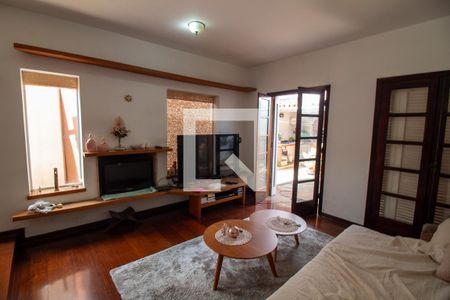 Sala de casa à venda com 3 quartos, 160m² em Campo Belo, São Paulo