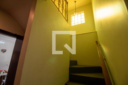 Escada de casa à venda com 3 quartos, 160m² em Campo Belo, São Paulo