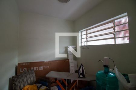 Casa à venda com 160m², 3 quartos e 2 vagasQuarto de Serviço - Suite