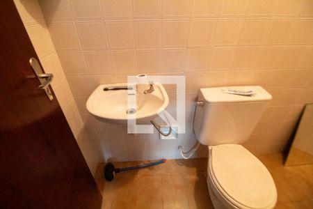 Casa à venda com 160m², 3 quartos e 2 vagasBanheiro de Serviço