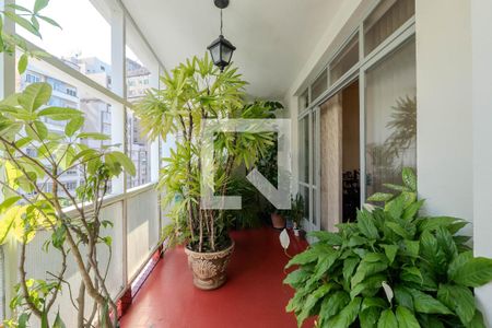 Apartamento à venda com 238m², 3 quartos e 1 vagaSacada