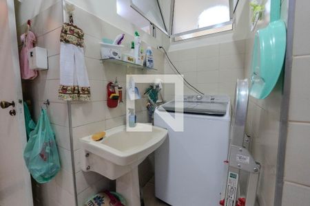 Apartamento à venda com 238m², 3 quartos e 1 vagaÁrea de Serviço