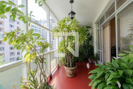 Sacada de apartamento à venda com 3 quartos, 238m² em Bela Vista, São Paulo