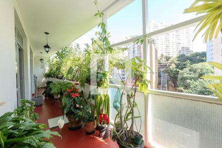 Sacada de apartamento à venda com 3 quartos, 238m² em Bela Vista, São Paulo