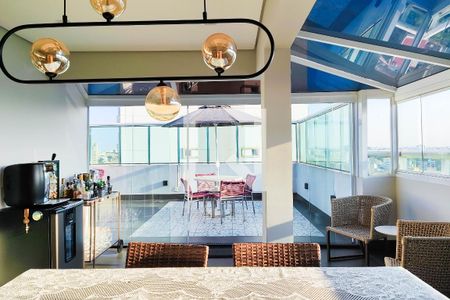 Apartamento à venda com 157m², 3 quartos e 2 vagasCobertura