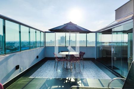 Apartamento à venda com 157m², 3 quartos e 2 vagasCobertura