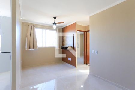 Sala de apartamento para alugar com 2 quartos, 42m² em Jardim Gilda Maria, São Paulo