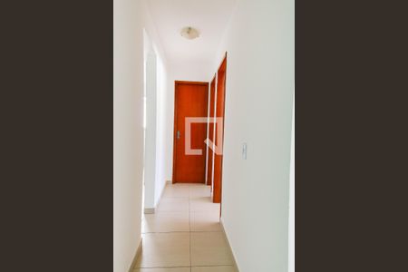Corredor de apartamento para alugar com 3 quartos, 70m² em Cascadura, Rio de Janeiro