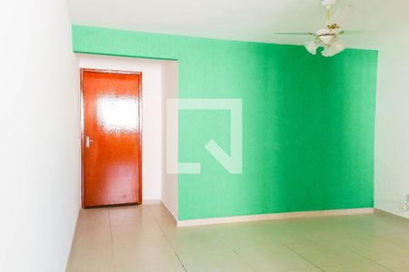 Sala de apartamento para alugar com 3 quartos, 70m² em Cascadura, Rio de Janeiro