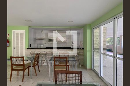 Apartamento à venda com 92m², 3 quartos e 1 vagaSalão de Festas