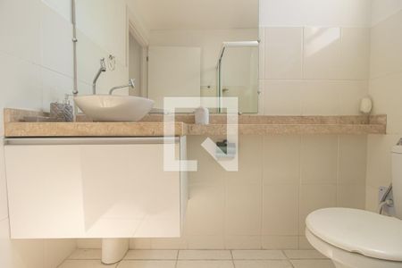 Apartamento para alugar com 43m², 2 quartos e 1 vagaDetalhe do Banheiro