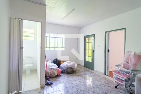 Sala 1 de casa à venda com 2 quartos, 184m² em Vila Carrão, São Paulo