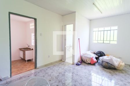 Sala 1 de casa à venda com 2 quartos, 184m² em Vila Carrão, São Paulo