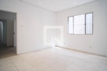 Sala de casa para alugar com 3 quartos, 90m² em Vila Nova Savoia, São Paulo
