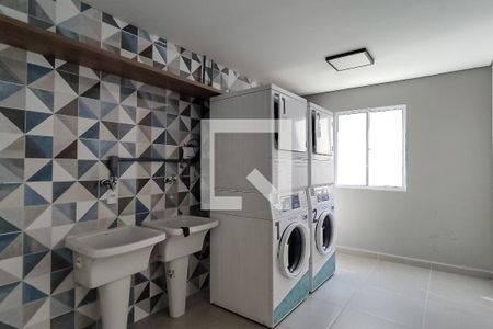 Apartamento para alugar com 31m², 2 quartos e sem vaga Apartamento para alugar com 31m², 2 quartos e sem vagaLavanderia