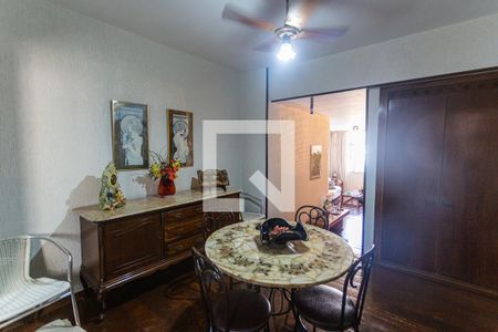 Apartamento à venda com 195m², 4 quartos e 2 vagasCopa