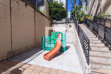 Apartamento à venda com 195m², 4 quartos e 2 vagasPlayground