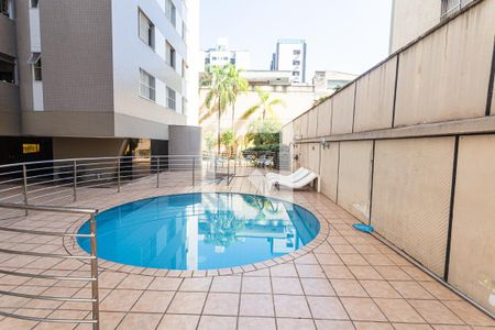 Apartamento à venda com 195m², 4 quartos e 2 vagasÁrea da Piscina