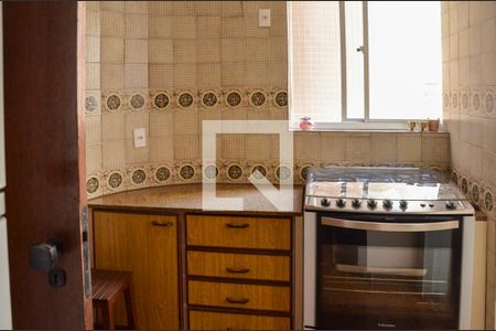 Apartamento à venda com 195m², 4 quartos e 2 vagasCozinha