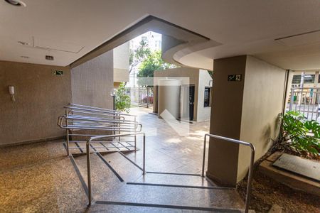 Apartamento à venda com 195m², 4 quartos e 2 vagasHall de Entrada