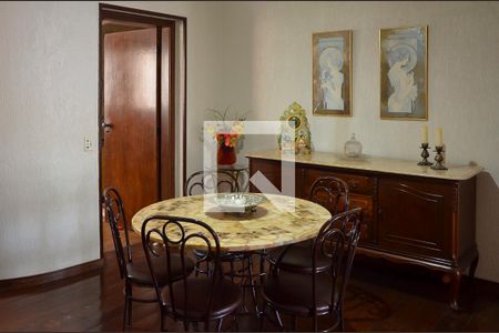 Apartamento à venda com 195m², 4 quartos e 2 vagasCopa