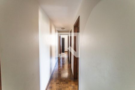 Apartamento à venda com 195m², 4 quartos e 2 vagasCorredor
