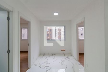 Sala e Cozinha Integrada  de apartamento para alugar com 2 quartos, 33m² em Guaianases, São Paulo