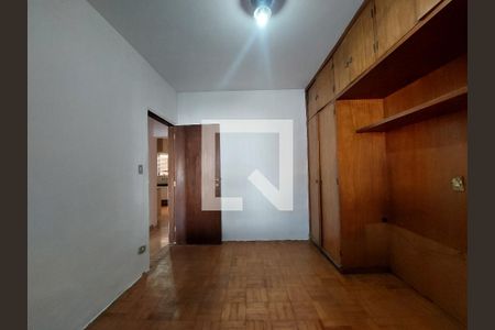 Quarto 1 de casa para alugar com 4 quartos, 80m² em Socorro, São Paulo