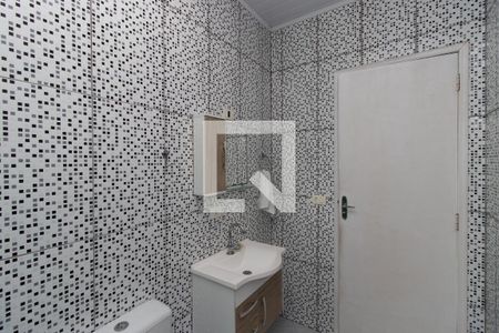 Casa para alugar com 70m², 2 quartos e 4 vagasBanheiro