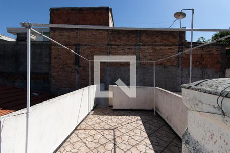 Casa para alugar com 70m², 2 quartos e 4 vagasTerraço