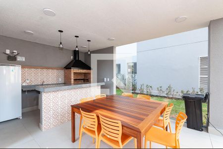 Apartamento para alugar com 40m², 2 quartos e sem vagaÁrea comum - Churrasqueira