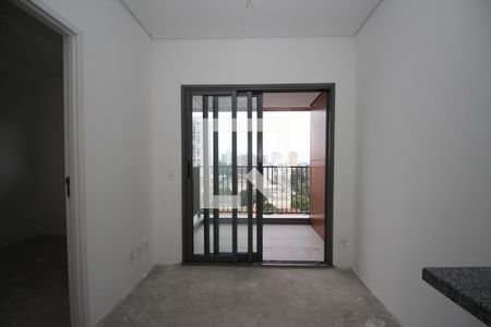 Sala / Cozinha de apartamento à venda com 2 quartos, 28m² em Chácara Santo Antônio (zona Sul), São Paulo