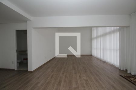 Apartamento à venda com 238m², 4 quartos e 4 vagassala