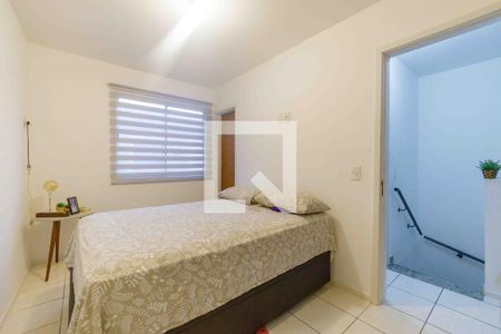 Suíte de casa de condomínio à venda com 3 quartos, 77m² em Vargem Pequena, Rio de Janeiro