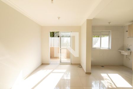 Sala/Cozinha/Área de Serviço de apartamento para alugar com 2 quartos, 73m² em Uberaba, Curitiba