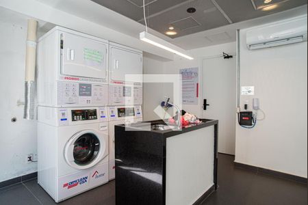 Studio à venda com 39m², 1 quarto e sem vaga Studio à venda com 39m², 1 quarto e sem vagaLavanderia