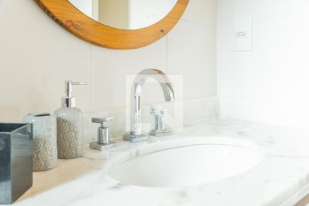 Apartamento à venda com 76m², 3 quartos e 2 vagasBanheiro da Suíte