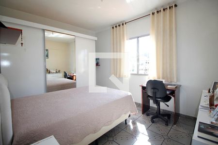 Casa à venda com 266m², 4 quartos e 3 vagasQuarto 2