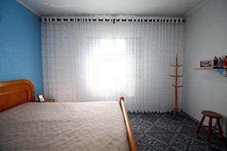 Casa à venda com 266m², 4 quartos e 3 vagasSuite