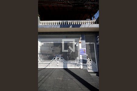 Casa à venda com 266m², 4 quartos e 3 vagasFachada