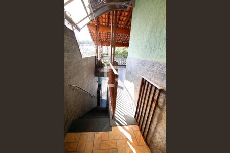 Casa à venda com 266m², 4 quartos e 3 vagasCorredor externo