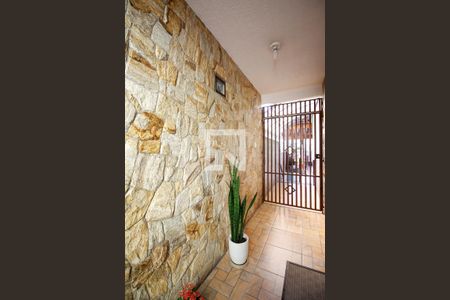 Casa à venda com 266m², 4 quartos e 3 vagasCorredor externo